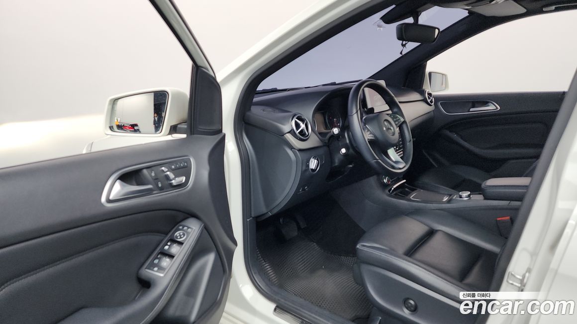 Mercedes-Benz B-Class 2016