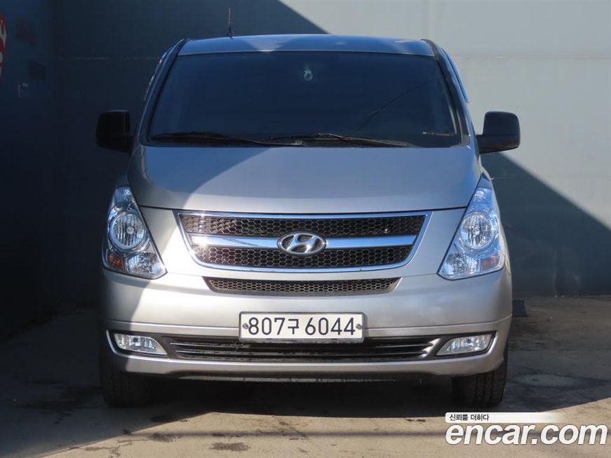 Hyundai Starex 2016