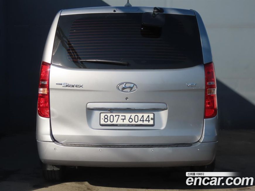 Hyundai Starex 2016