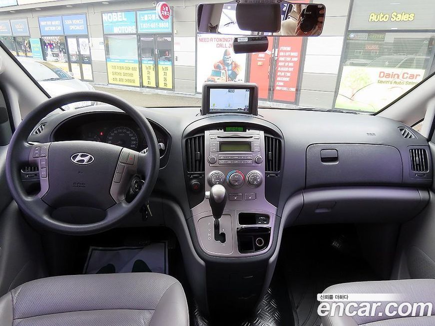 Hyundai Starex 2016