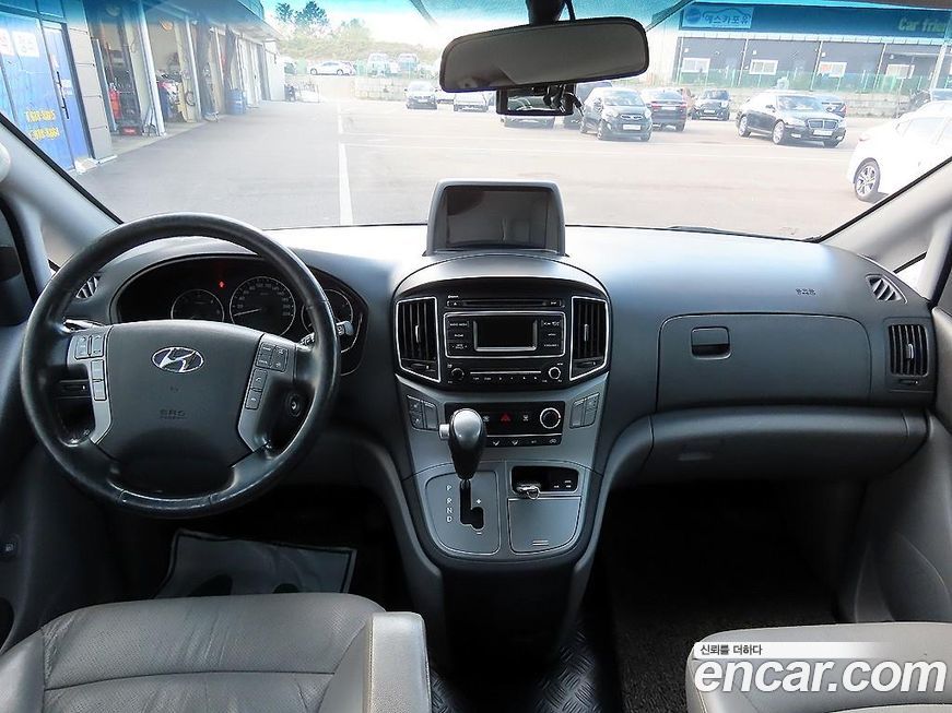 Hyundai Starex 2019