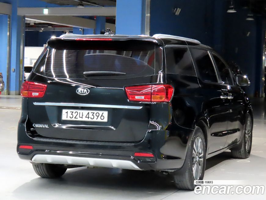 Kia Canival 2019