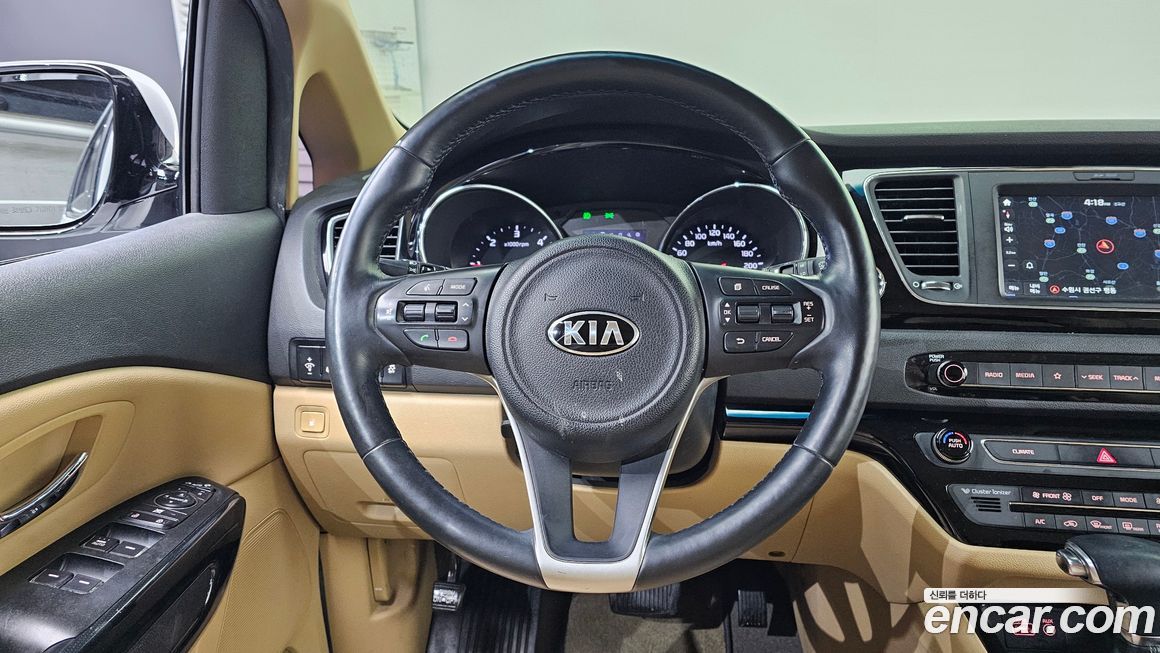Kia Canival 2018