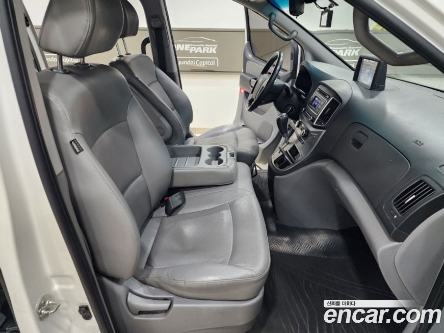 Hyundai Starex 2019