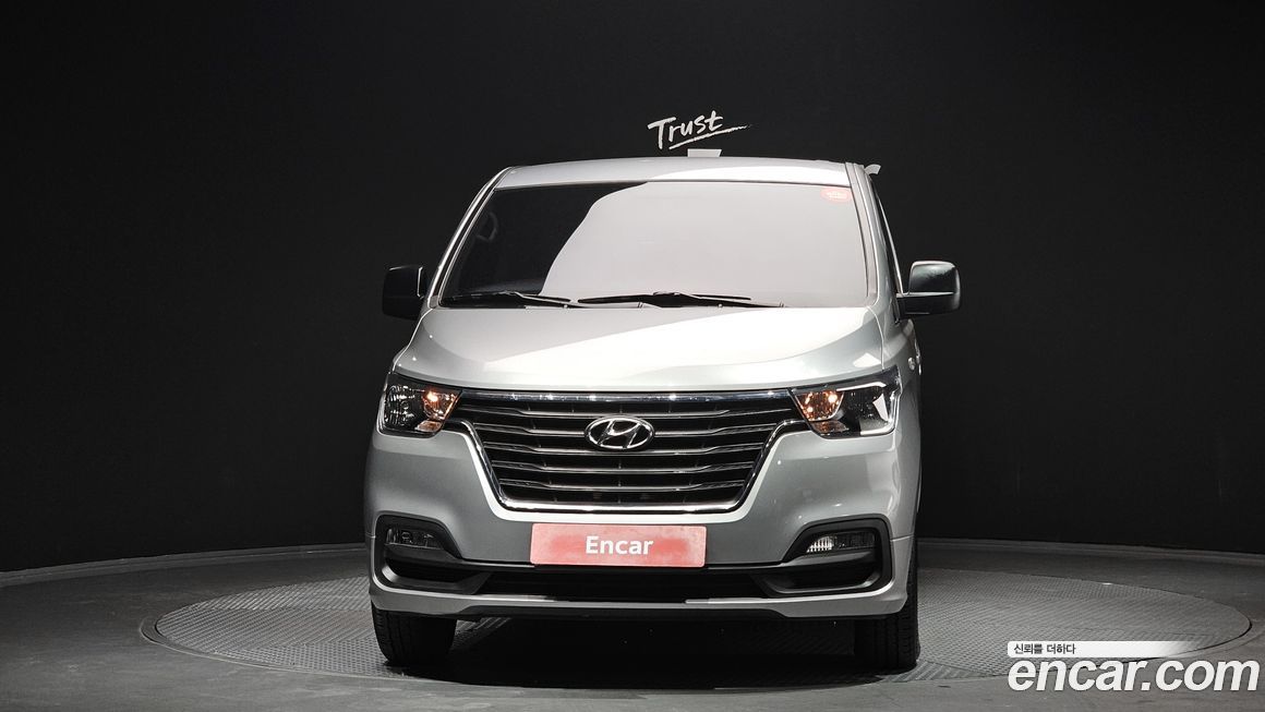 Hyundai Starex 2021
