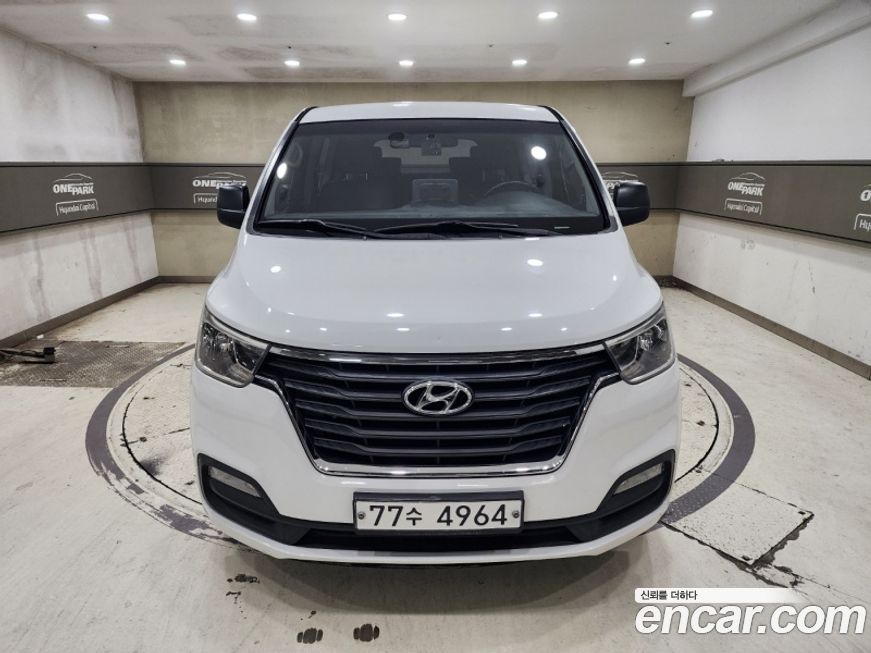 Hyundai Starex 2019