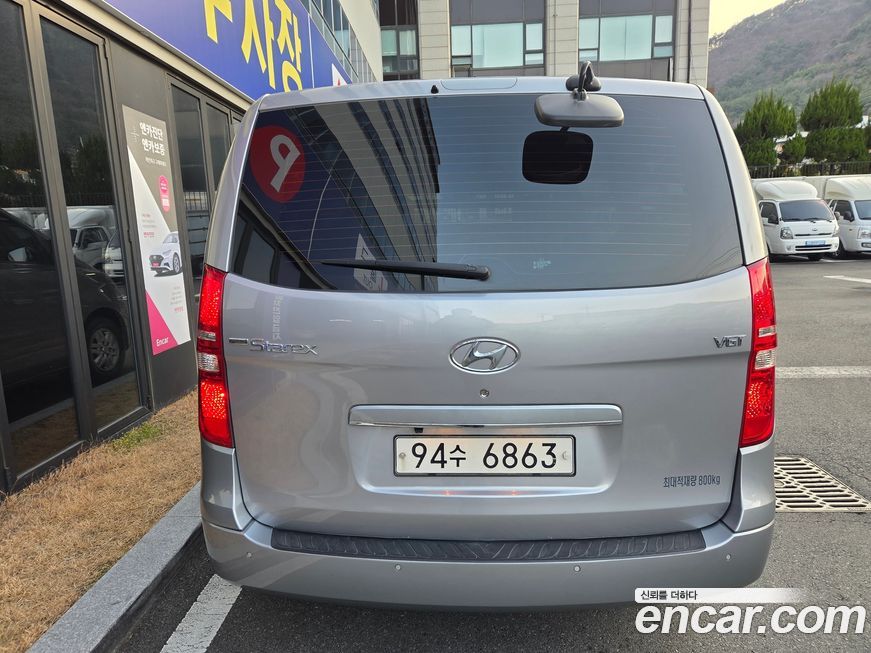 Hyundai Starex 2021