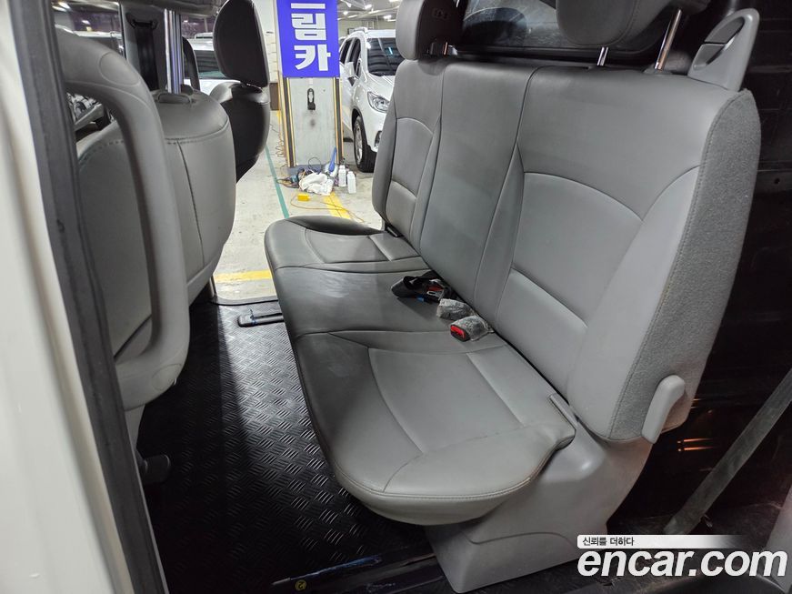 Hyundai Starex 2019
