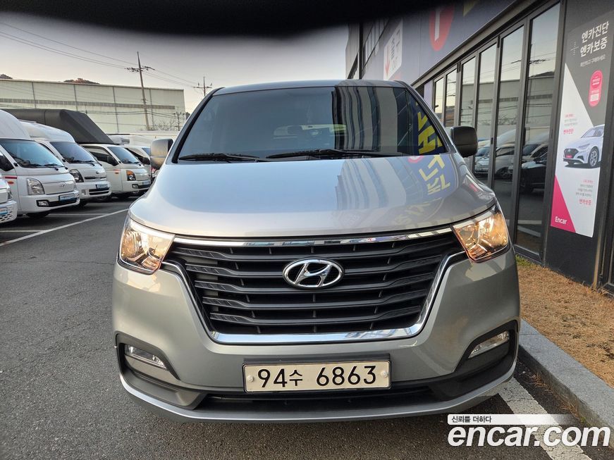 Hyundai Starex 2021