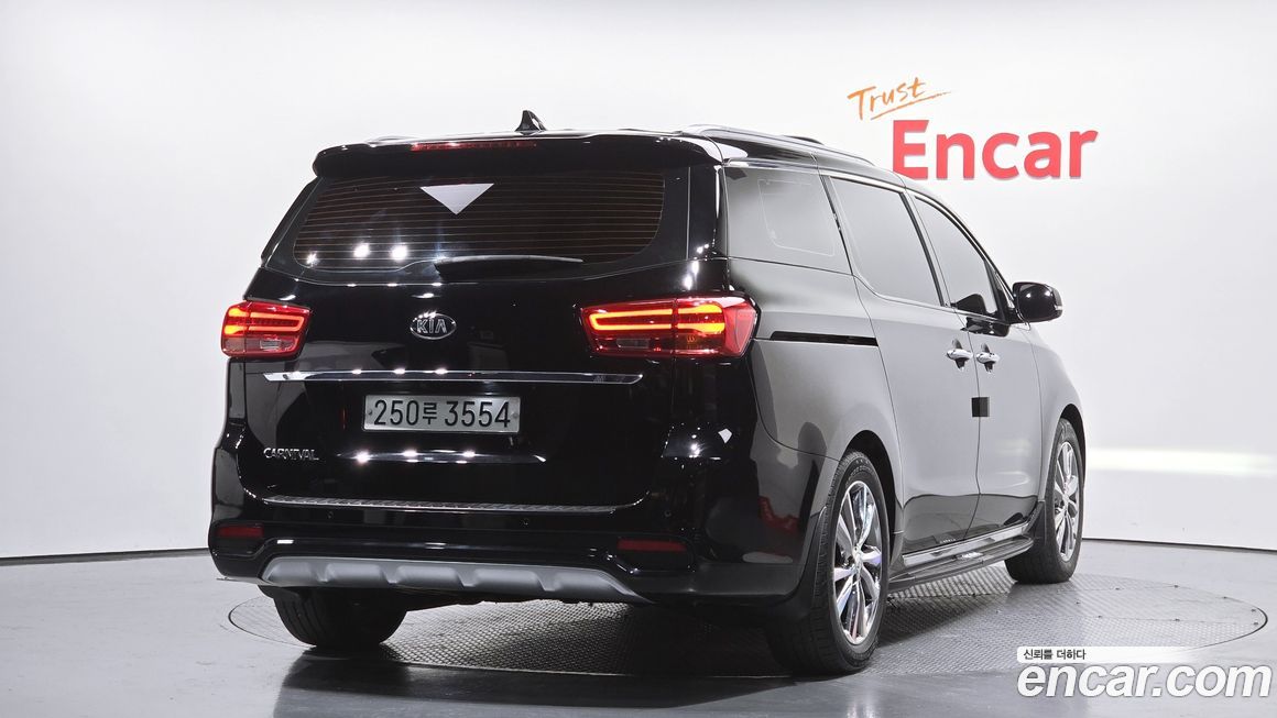 Kia Canival 2019