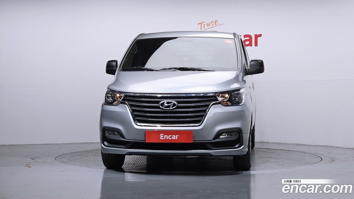 Hyundai Starex 2021
