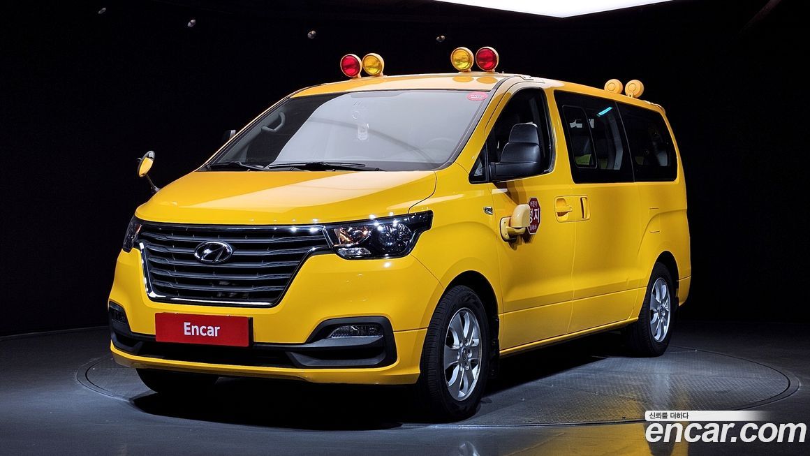 Hyundai Starex 2019