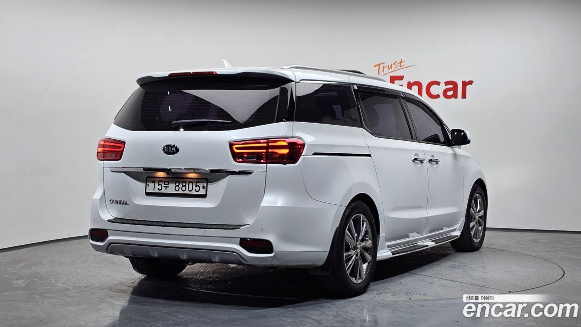 Kia Canival 2019