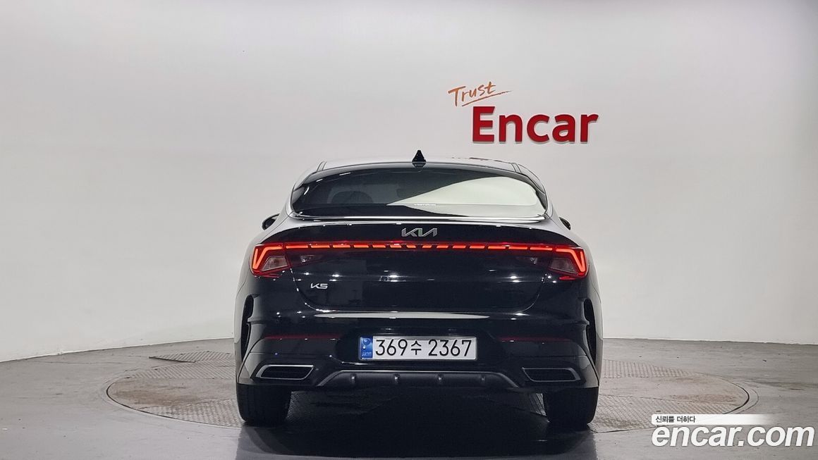 Kia K5 2023