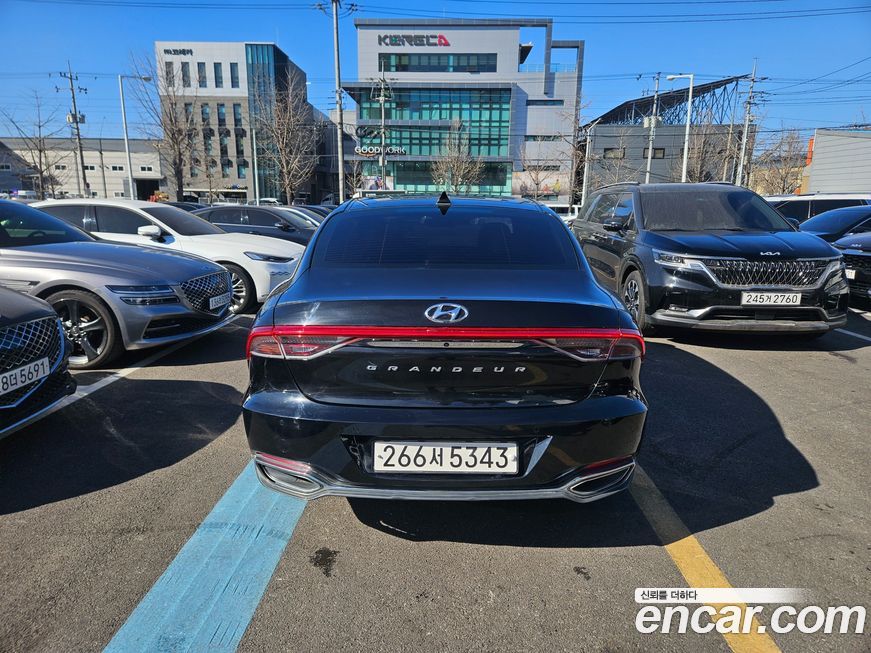 Hyundai Grandeur 2022