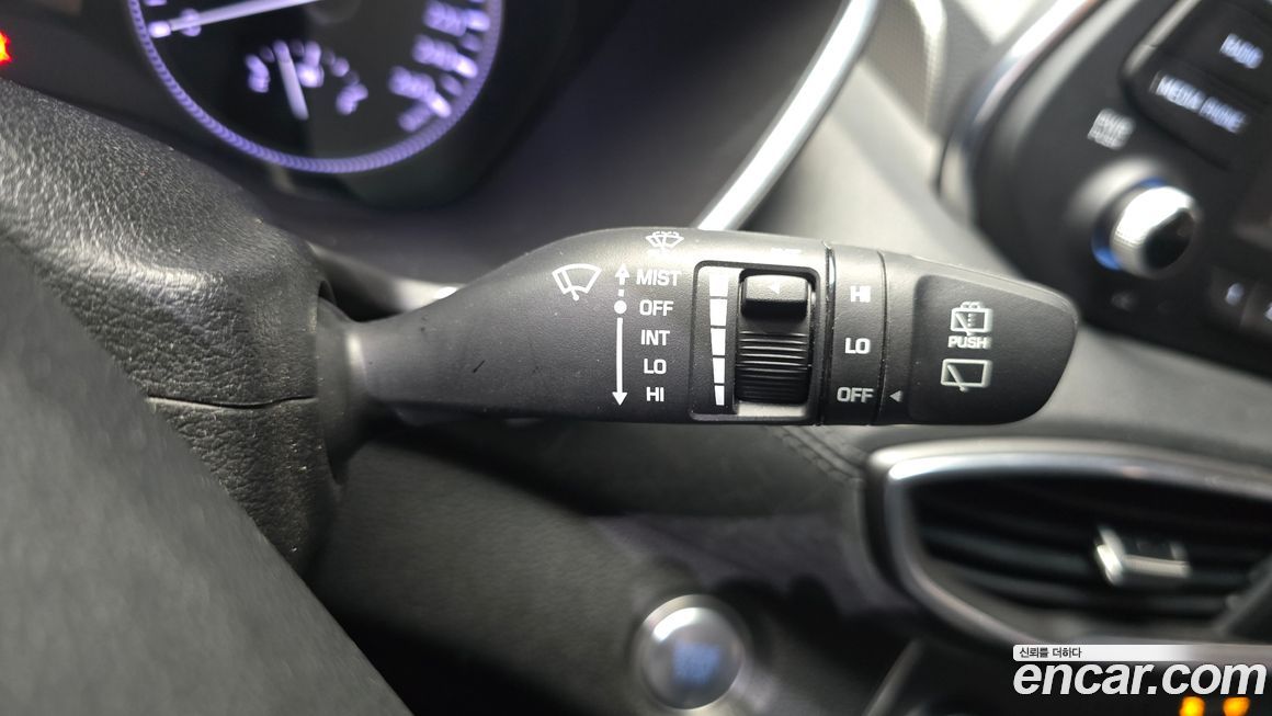 Hyundai Santafe 2020