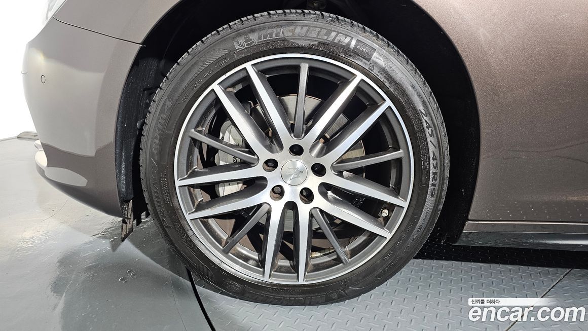 Maserati Ghibli 2017