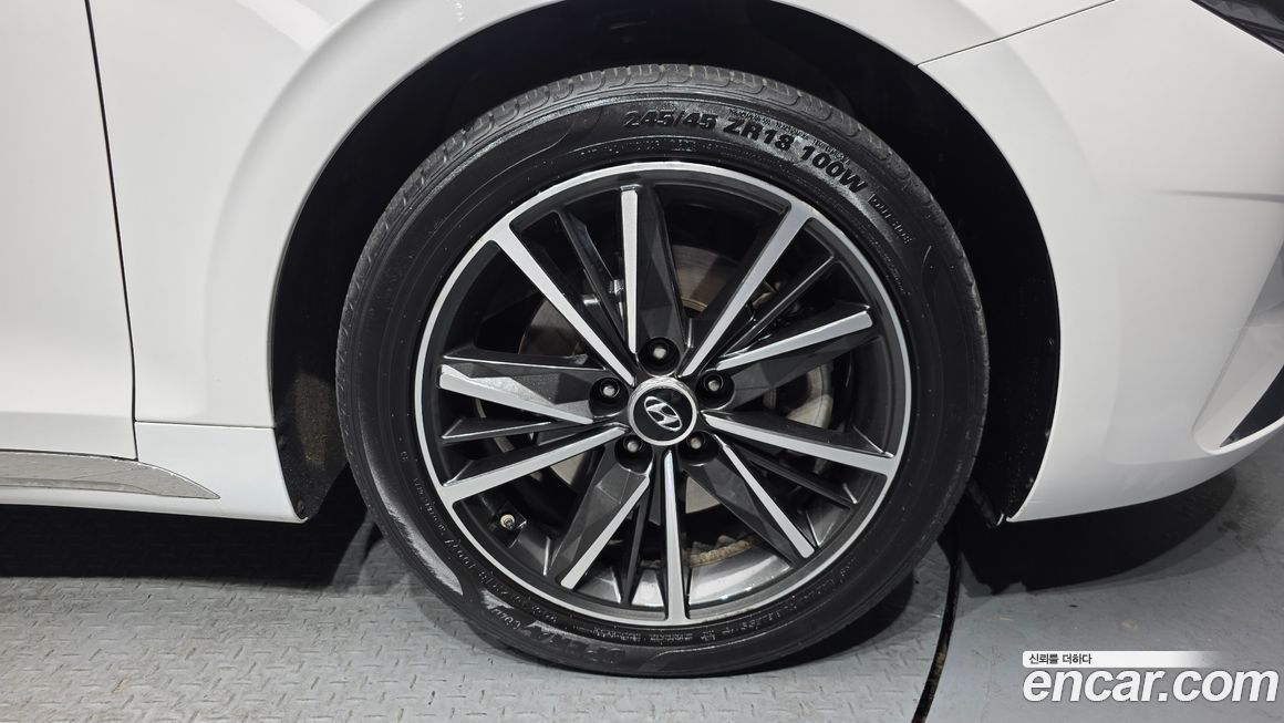 Hyundai Grandeur 2022