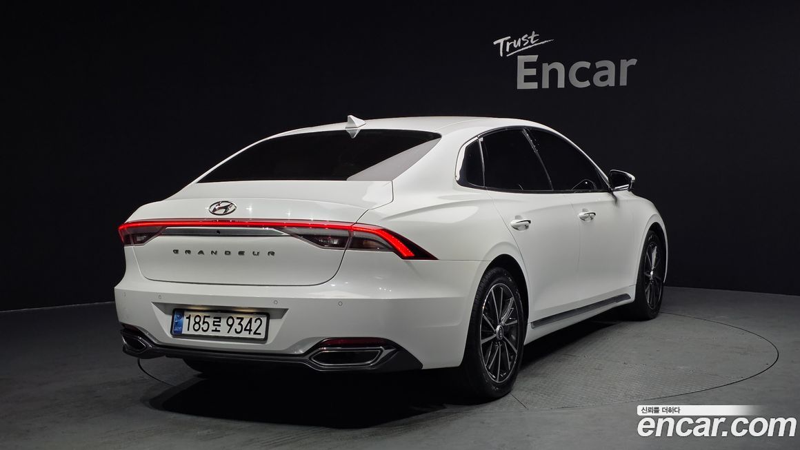 Hyundai Grandeur 2022