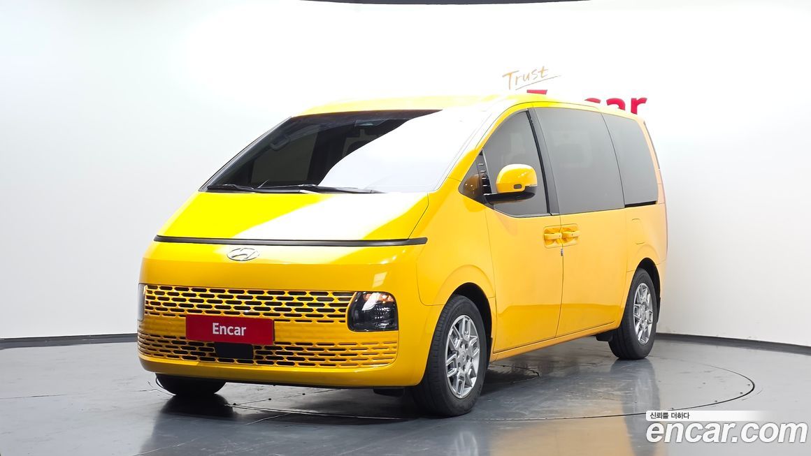 Hyundai Staria 2022