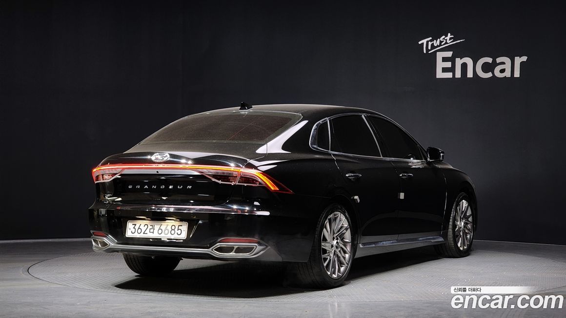 Hyundai Grandeur 2021