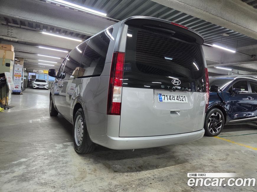 Hyundai Staria 2022