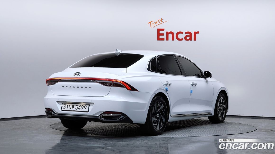 Hyundai Grandeur 2022