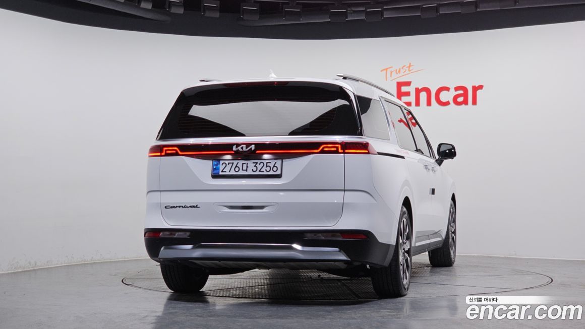 Kia Canival 2021