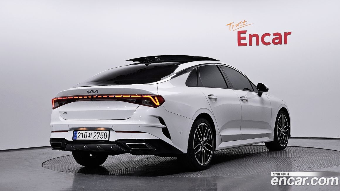 Kia K5 2023