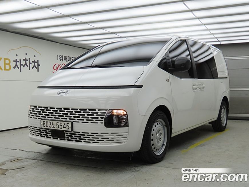 Hyundai Staria 2023