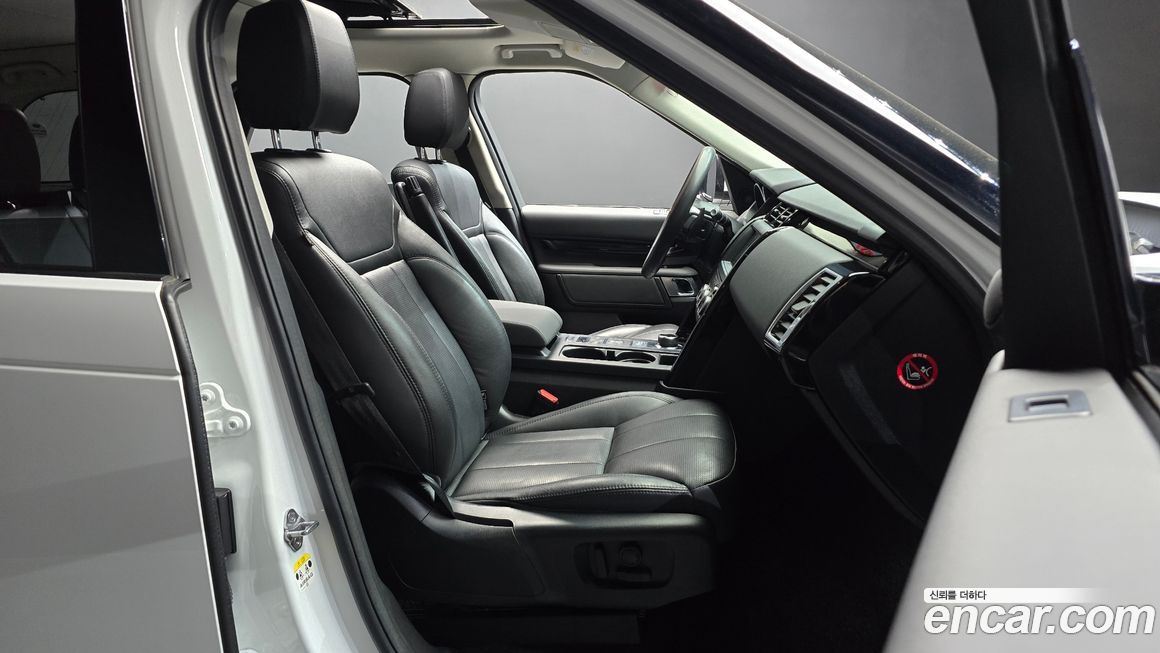 Land Rover Discovery 2019