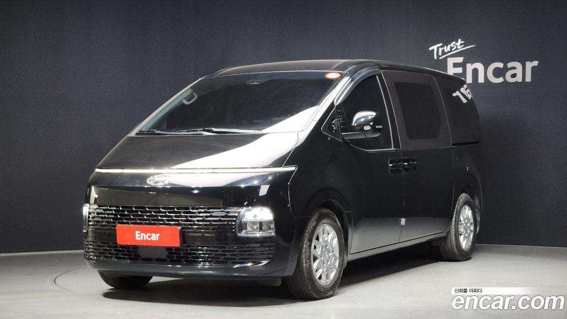Hyundai Staria 2024