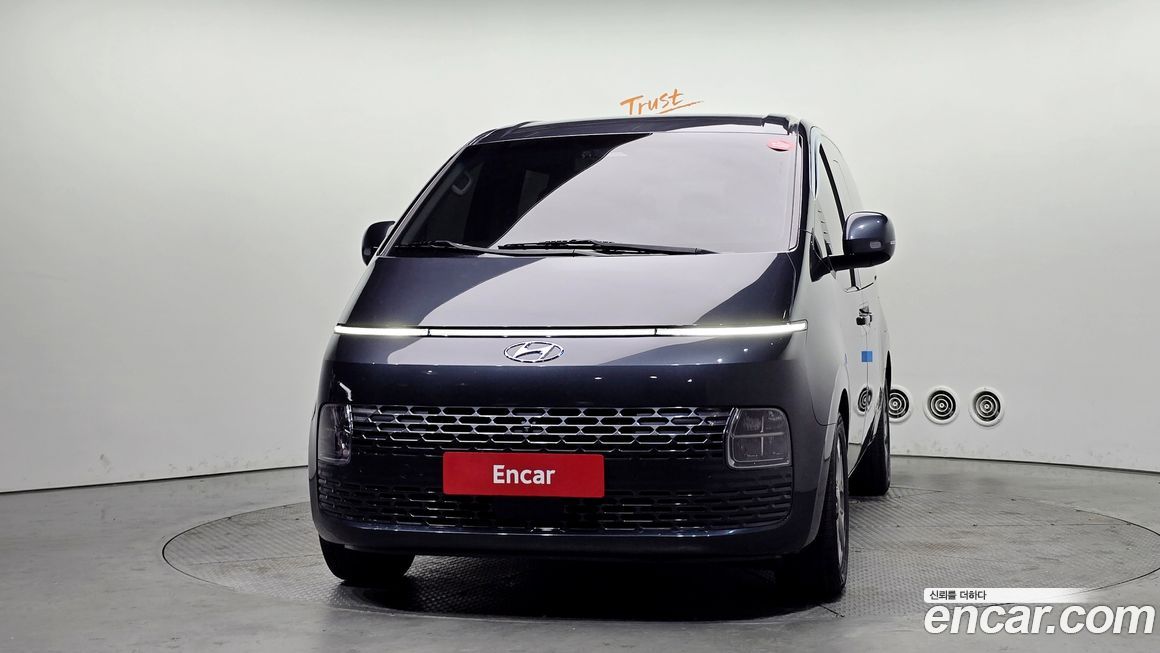 Hyundai Staria 2023