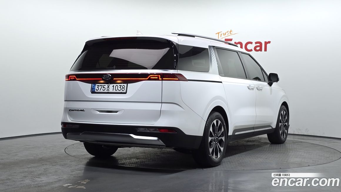 Kia Canival 2021