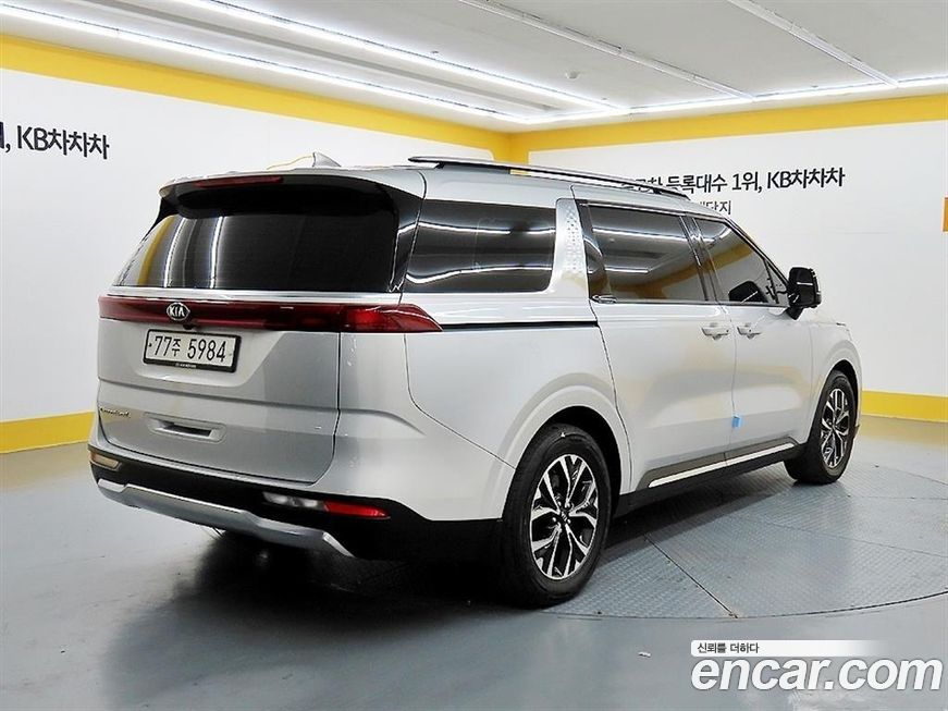 Kia Canival 2021