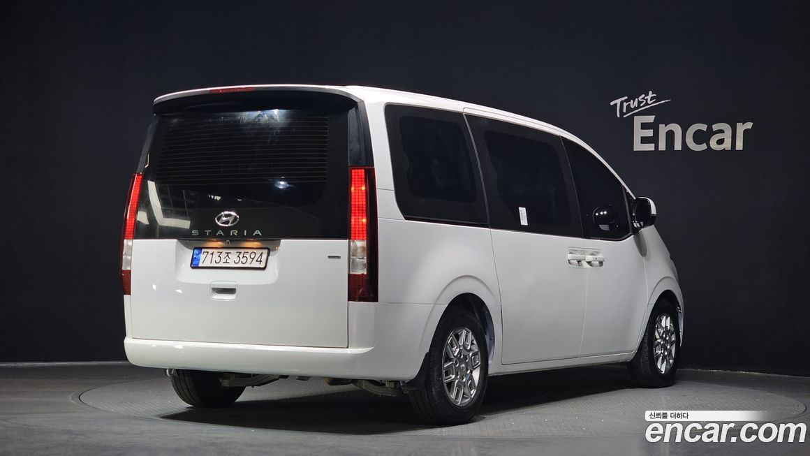 Hyundai Staria 2023