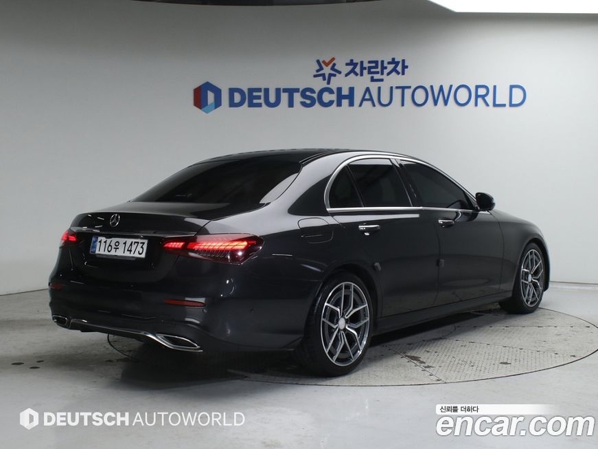 Mercedes-Benz E-Class 2021