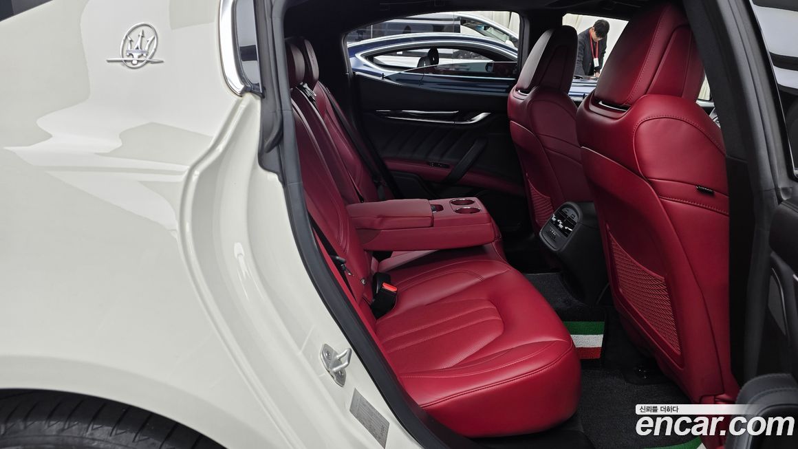 Maserati Ghibli 2019