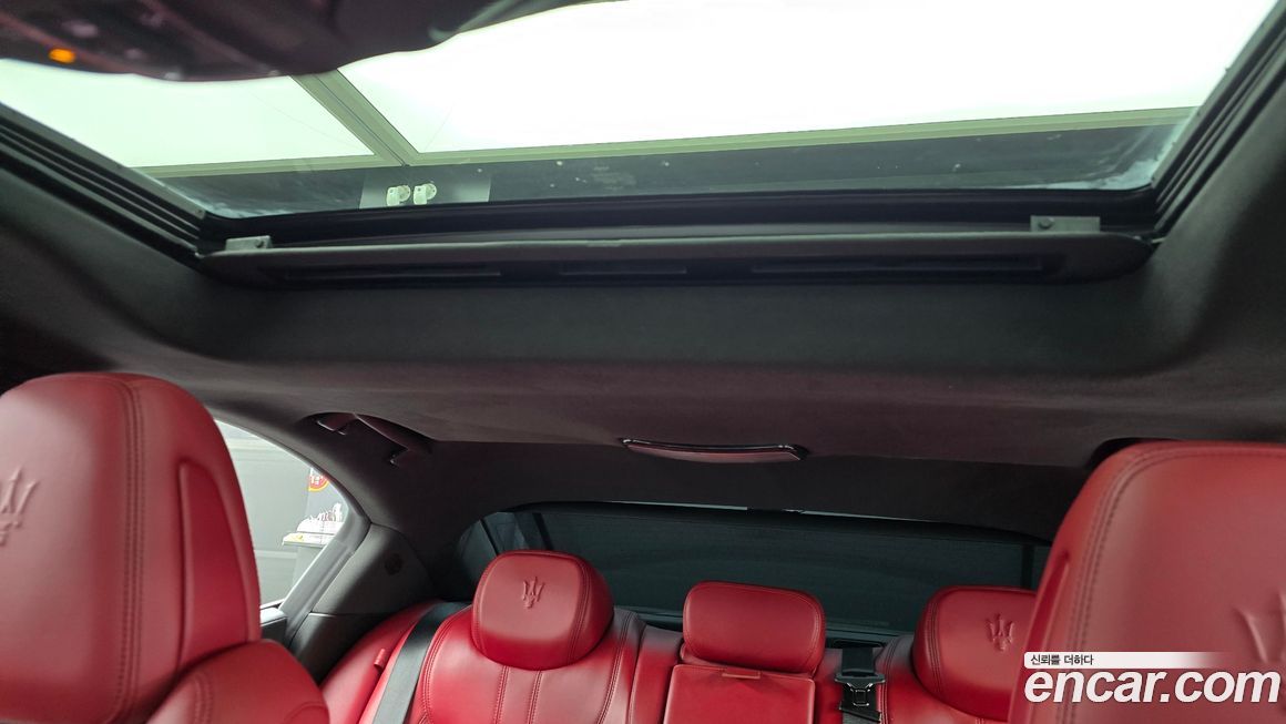 Maserati Ghibli 2019