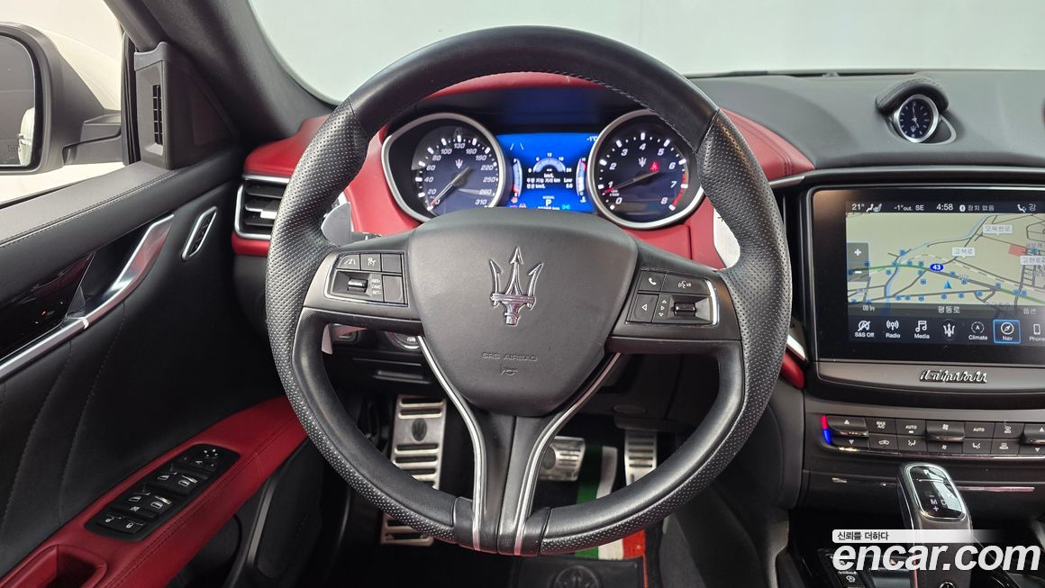 Maserati Ghibli 2019