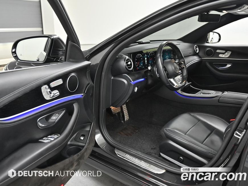 Mercedes-Benz E-Class 2021