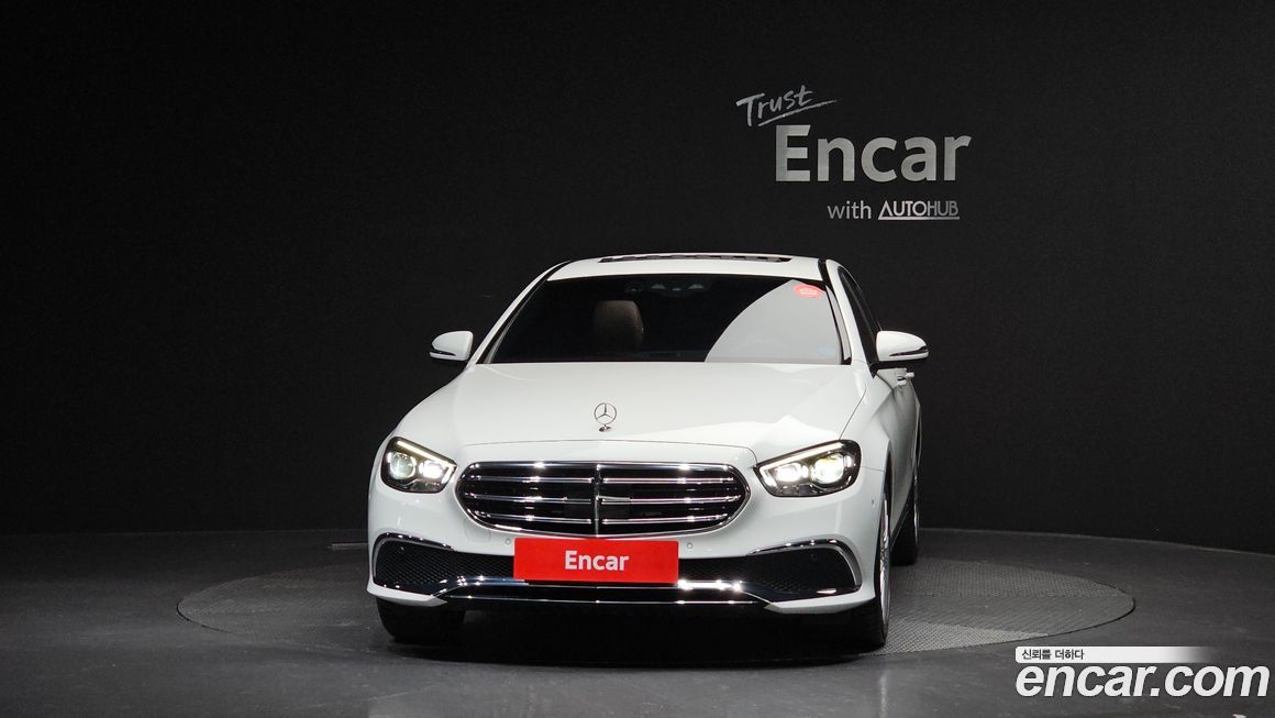 Mercedes-Benz E-Class 2021