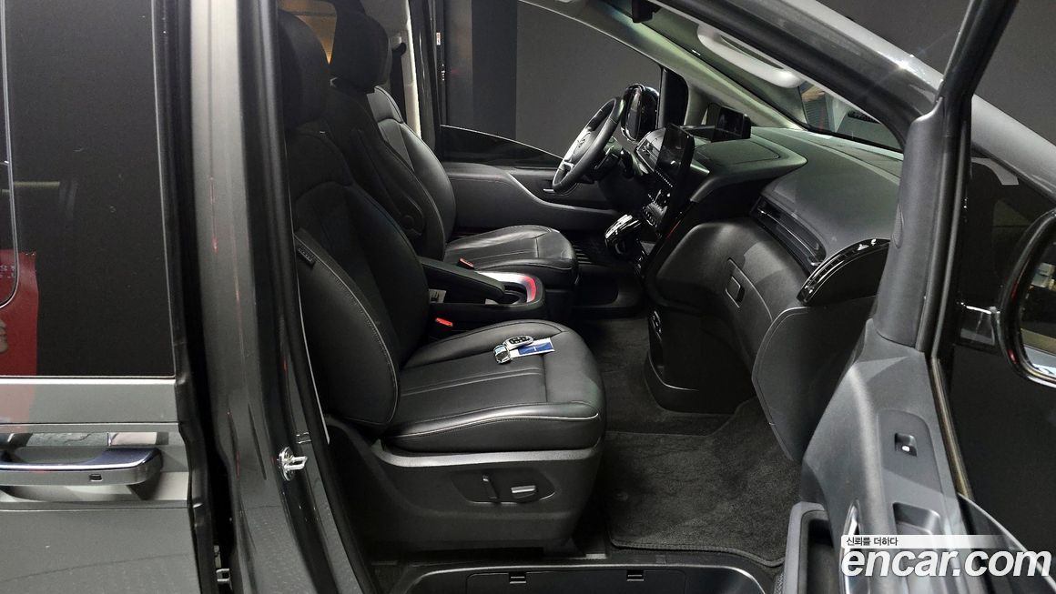 Hyundai Staria 2022