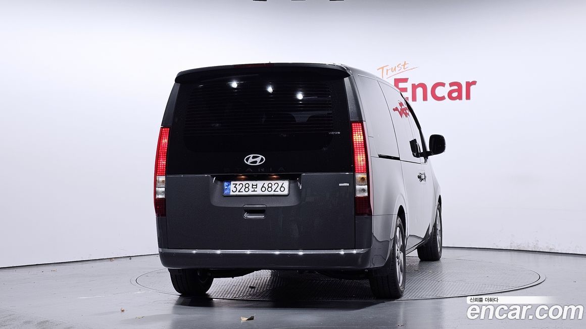Hyundai Staria 2025