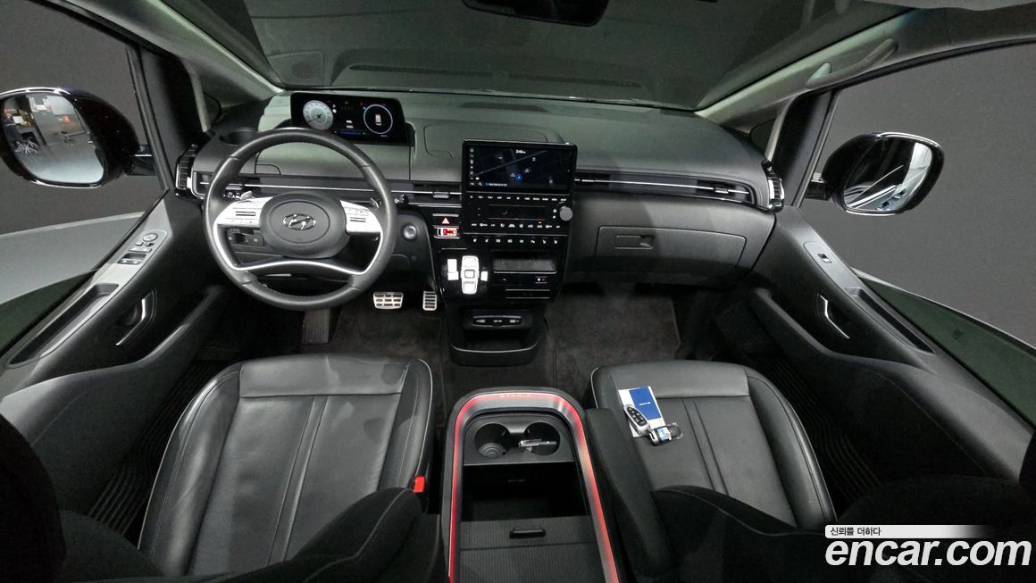 Hyundai Staria 2022