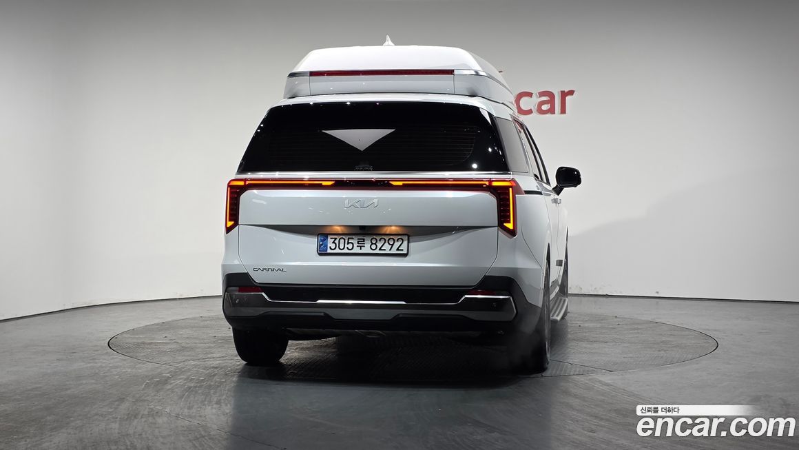 Kia Canival 2024