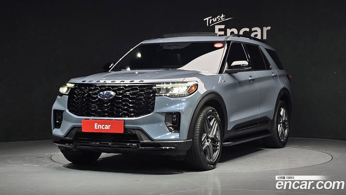 Ford Explorer 2025