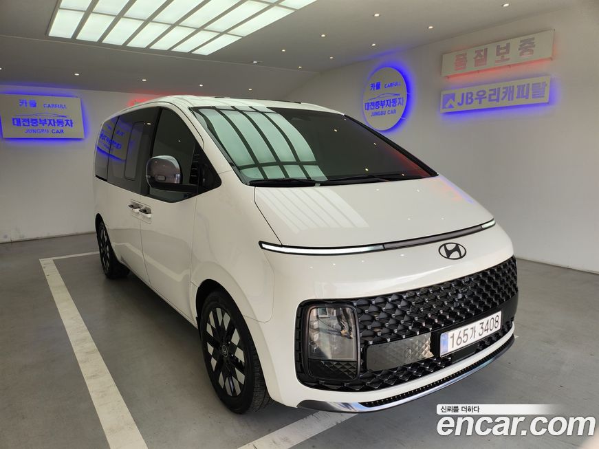 Hyundai Staria 2025