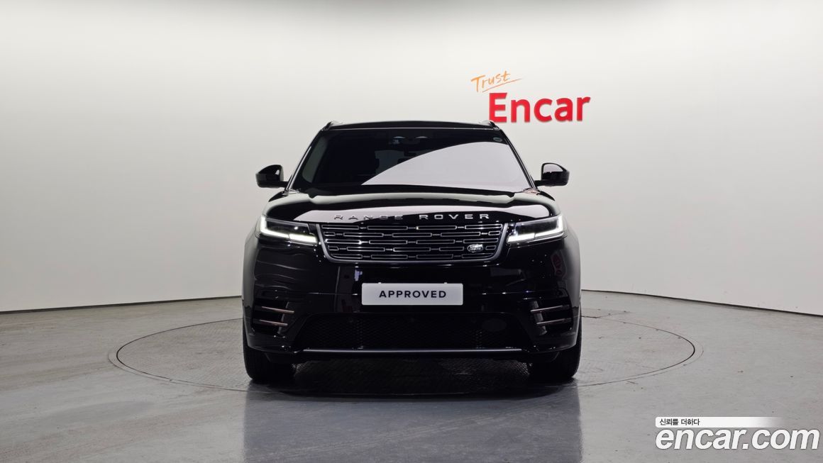 Land Rover Range Rover Velar 2025