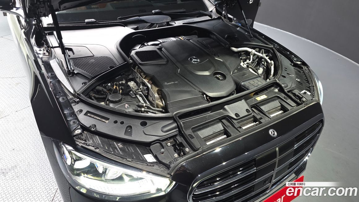 Mercedes-Benz S-Class 2022